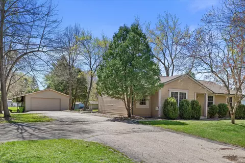 287 Wilson, Dousman, WI 53118
