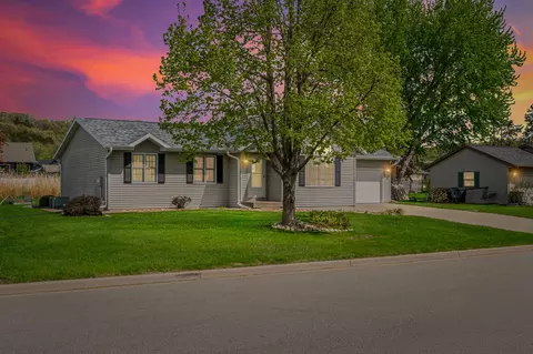 3003 Pleasant, Holmen, WI 54636