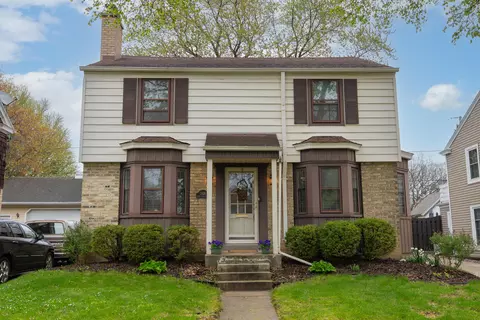2924 N 70th, Milwaukee, WI 53210