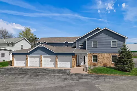 3544 E La #D, Crosse, WI 54601