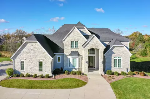 19955 Bradon, Brookfield, WI 53045