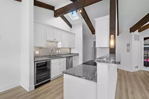 800 Aspen #C5, Fontana, WI 53125