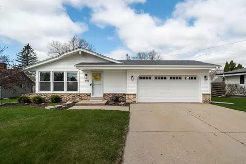 973 13th, Grafton, WI 53024