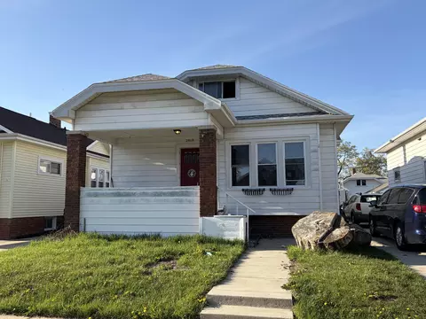 2910 Olive, Racine, WI 53403