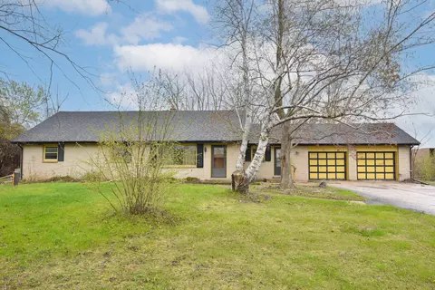 7526 W County Line, Mequon, WI 53092