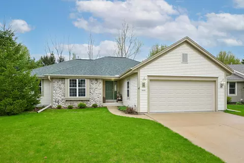 2935 Stillwater, Waukesha, WI 53189