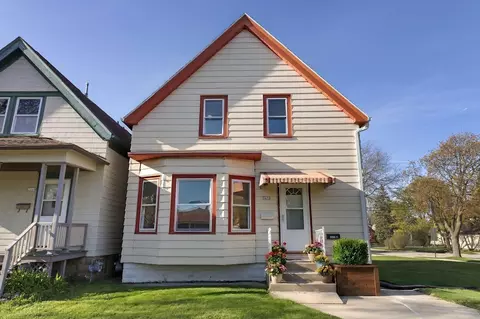 3672 E Hammond, Cudahy, WI 53110