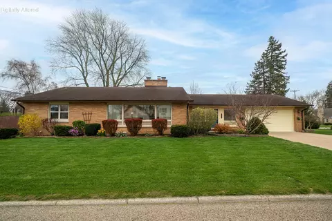 321 Lakecrest, Racine, WI 53402