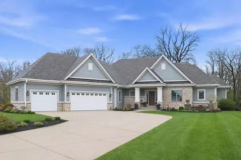 236 Four Winds, Hartland, WI 53029