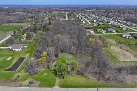 6130 Northwestern, Caledonia, WI 53406