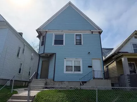 3027 N Holton #3029, Milwaukee, WI 53212