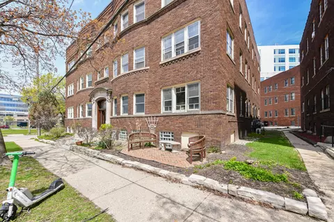 2302 E Wyoming #D, Milwaukee, WI 53202