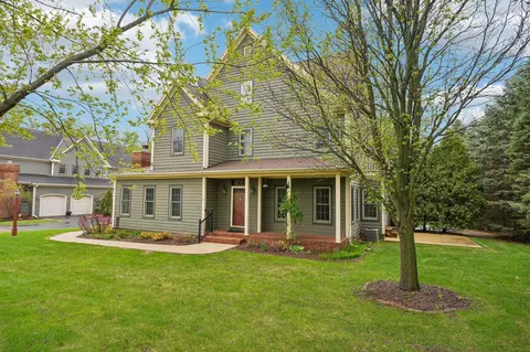 398 Oneida, Delafield, WI 53018