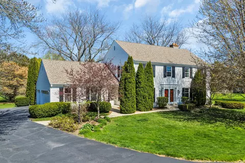 7 Sprucewood, Wind Point, WI 53402