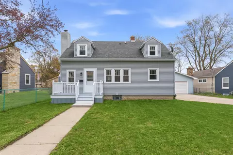 1006 13th, Grafton, WI 53024