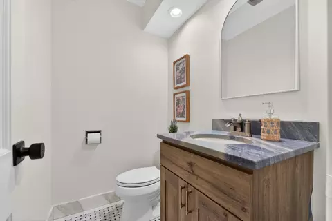 Bath - 1044 W Jonathan, Bayside, WI 53217 photo 5 of 5