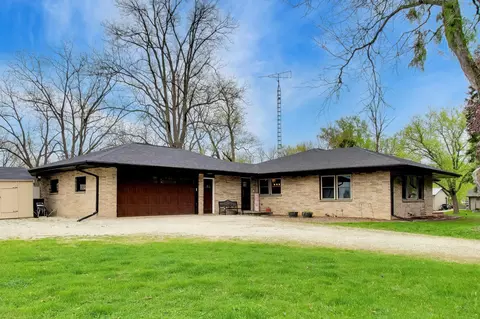 n2496 Main Street, Sharon, WI 53114