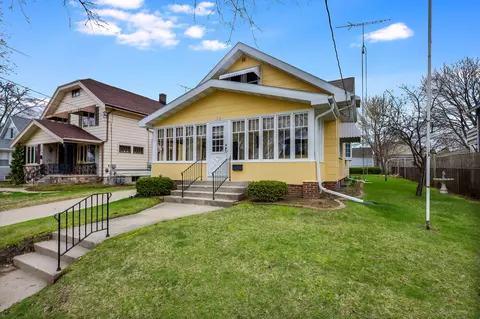 1019 S 25th, Manitowoc, WI 54220