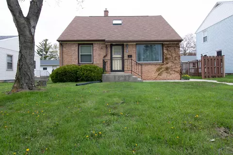 1308 Mackinac, South Milwaukee, WI 53172