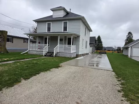713 Forest Home, Manitowoc, WI 54220