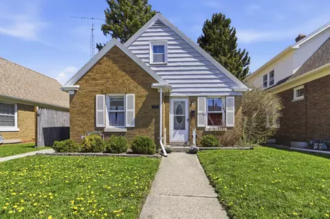 2045 Quincy, Racine, WI 53403