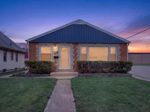 3955 N 79th, Milwaukee, WI 53222