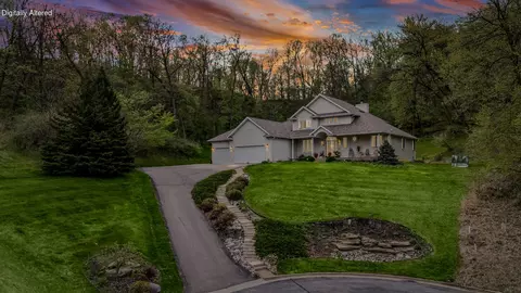 1721 Snowflake, Onalaska, WI 54650