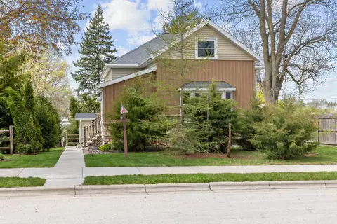 2223 Jackson, New Holstein, WI 53061