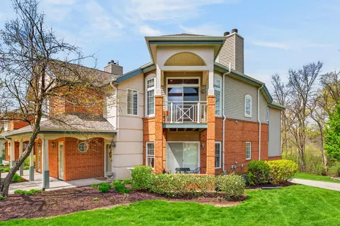18950 Toldt Woods #19, Brookfield, WI 53045