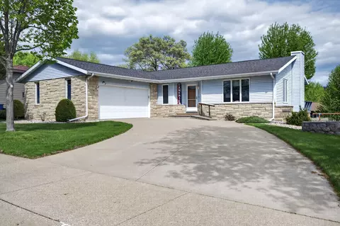 1000 Oak, Onalaska, WI 54650