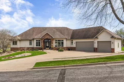 1892 Wood Run, Onalaska, WI 54650