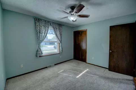 Bedroom - 730 10th, Onalaska, WI 54650 photo 2 of 4