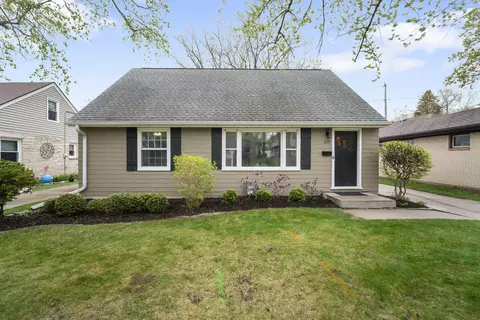 210 N 90th, Milwaukee, WI 53226