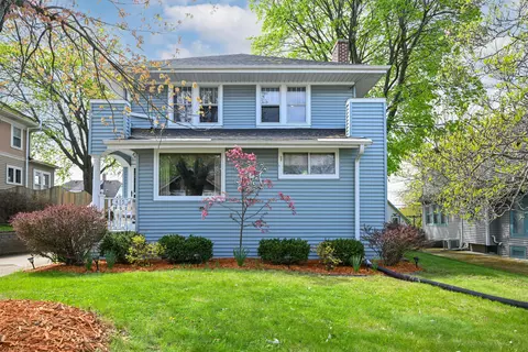 415 E College, Waukesha, WI 53186