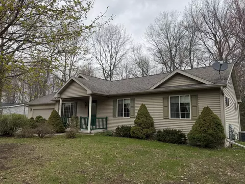 1314 Rosa, Crivitz, WI 54114