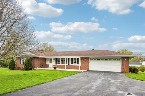 18660 Arcadia, Brookfield, WI 53045