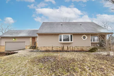 9335 W County Line #9325, Milwaukee, WI 53224
