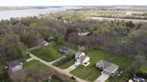n2392 Mildred Street, Delavan, WI 53115