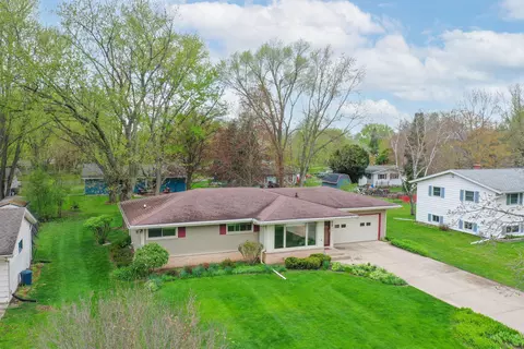 416 S Woodland, Whitewater, WI 53190