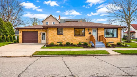 1147 Logan, Sheboygan, WI 53083
