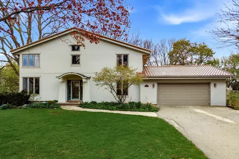 15270 Red Fox, Elm Grove, WI 53122
