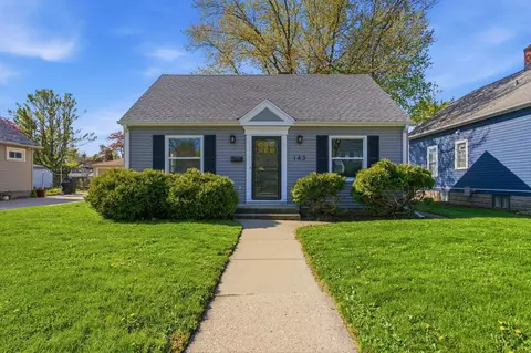 143 Frame, Waukesha, WI 53186