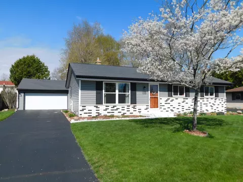 309 Judge, Saukville, WI 53080