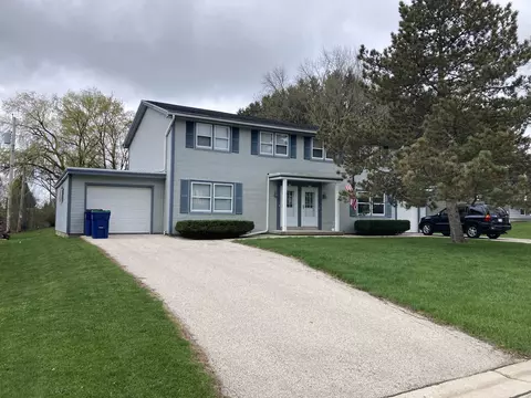 213 Summit #215, Fredonia, WI 53021