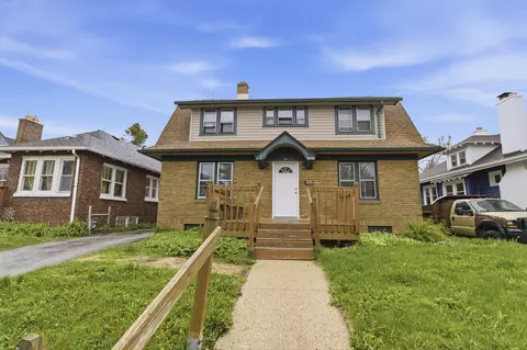 2432 N 55th, Milwaukee, WI 53210