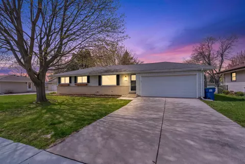 1566 Scott, Port Washington, WI 53074