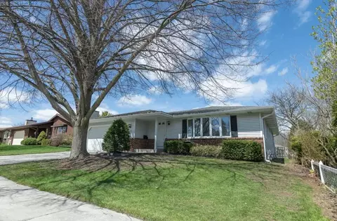 1816 Camelot, Sheboygan, WI 53081