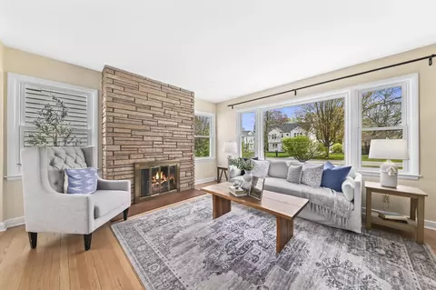 8031 N Whitney, Fox Point, WI 53217