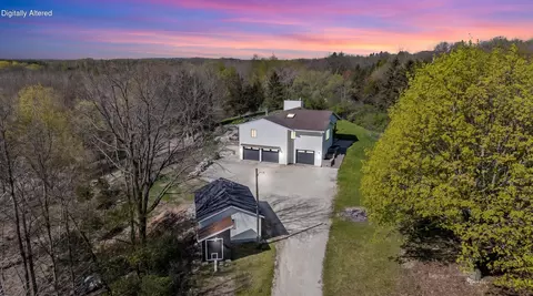 921 Tuscola, Trenton, WI 53095