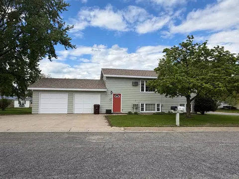 305-307 Larch, Onalaska, WI 54650
